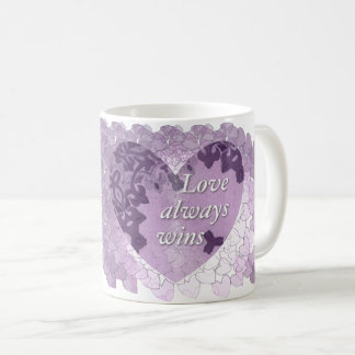 Le "amour gagne toujours" la tasse