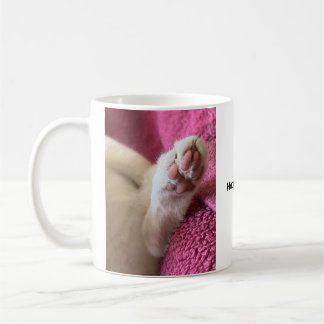 Le bonheur est un chat tout chaud. Mug à café pour