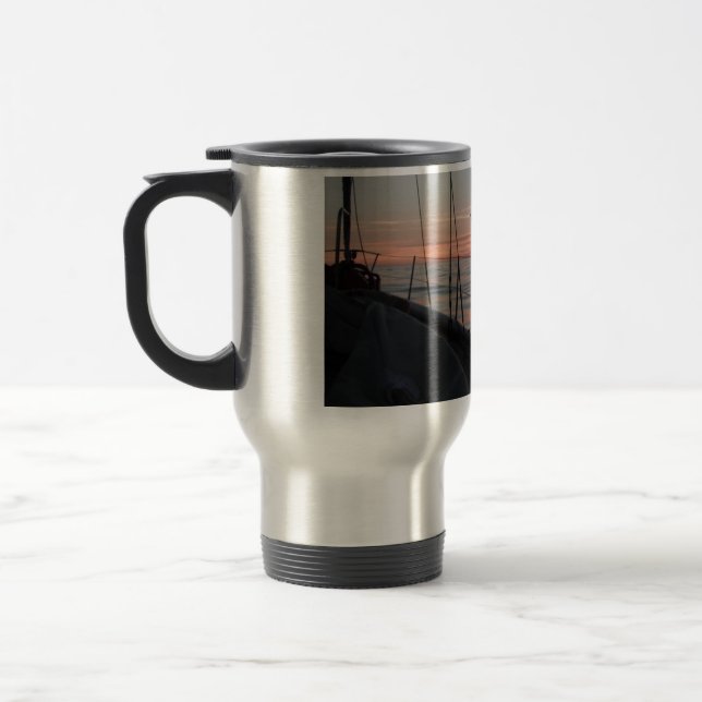 Le Cap de Trafalgar salissant environ sur la tasse (Gauche)