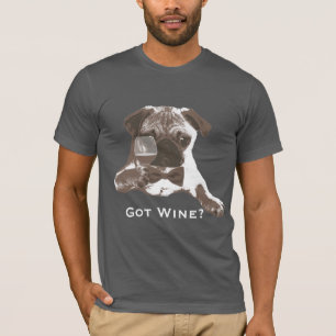 Le carlin drôle a obtenu le T-shirt d'obscurité de