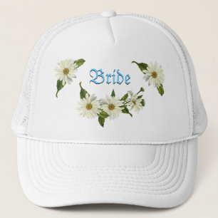 Le casquette de la jeune mariée de groupe de