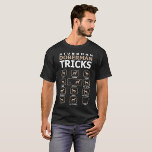 Le chien têtu de dobermann dupe le T-shirt drôle