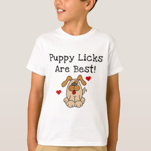 Le chiot Licks sont les meilleurs T-shirts et