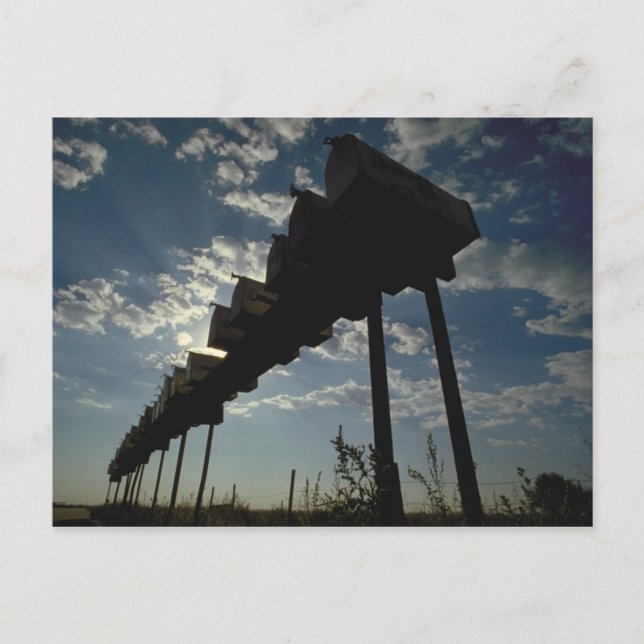 Le courrier enferme dans une boîte la carte (Devant)