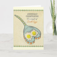 Le cru Eggs la carte anthropomorphe d'anniversaire