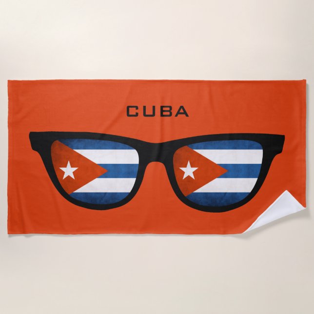 Le CUBA ombrage la serviette de plage faite sur (Devant)