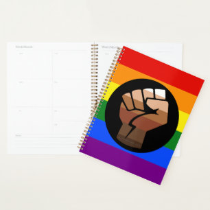 Le drapeau de couleur des personnes queer de Slipp