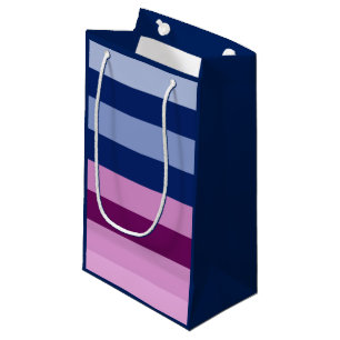 Le genre indiquent le sac rose et bleu de "garçon