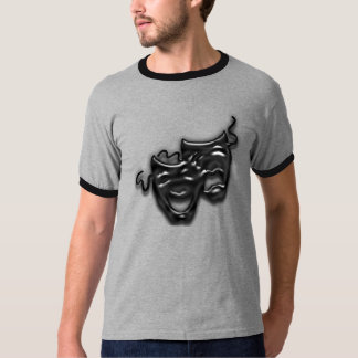 Le grand noir masque le T-shirt de sonnerie
