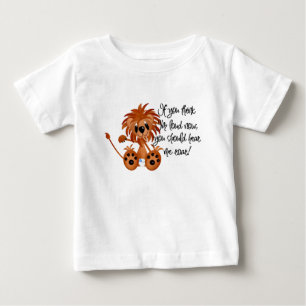 Le lion de bébé m'entendent hurler des T-shirts et