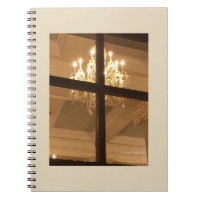 Le lustre a inspiré le carnet