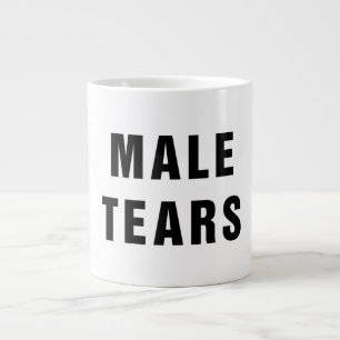 Le mâle déchire la tasse enorme