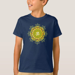 Le mandala de l'OM badine le T-shirt foncé