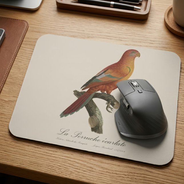 Le Perruche ecarlate Mousepad (Red Lory or Eos Bornea, Trichoglossus borneus. Mouse Pad)