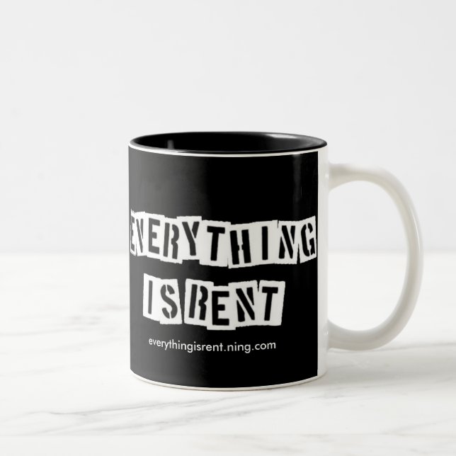 Le pochoir marque avec des lettres la tasse (Droit)