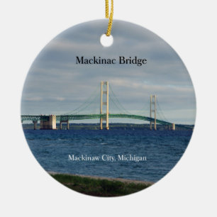 Le pont Mackinac La décoration de Mackinaw City