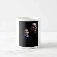 Le portrait d'Angelo sur une tasse