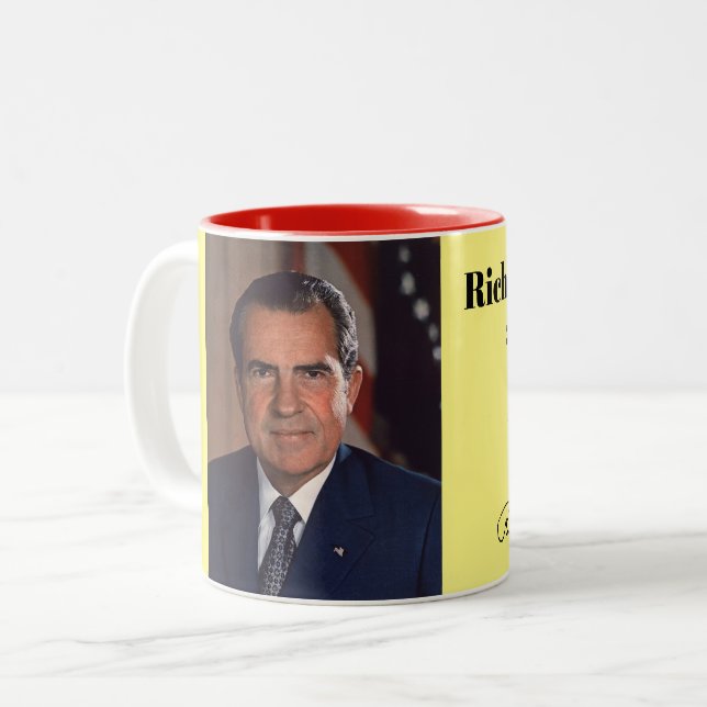 Le président Richard Nixon Mug (Devant gauche)