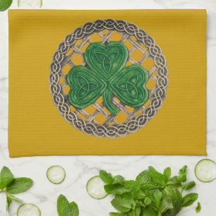 Le shamrock d'or sur le Celtic noue la serviette