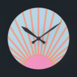 Le Soleil 02 Retro Sun Rosa und Blau Sunshine Runde Wanduhr<br><div class="desc">Sun Print - Rosa und Blau - Sonnenschein, Moderner Abstrakt geometrischer Sonnenaufgang - Le Soleil.</div>