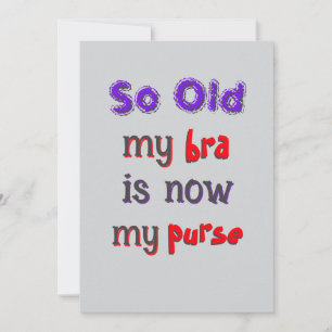 Le soutien-gorge devient une invitation pour le po