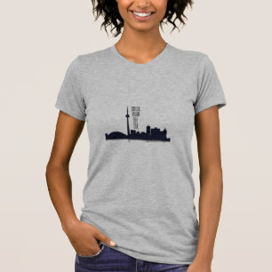 Le T-shirt de la femme de Toronto