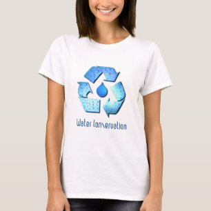 Le T-shirt de la fille de conservation de l'eau