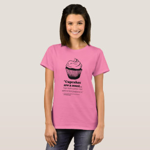 Le T-shirt des femmes de petit gâteau de