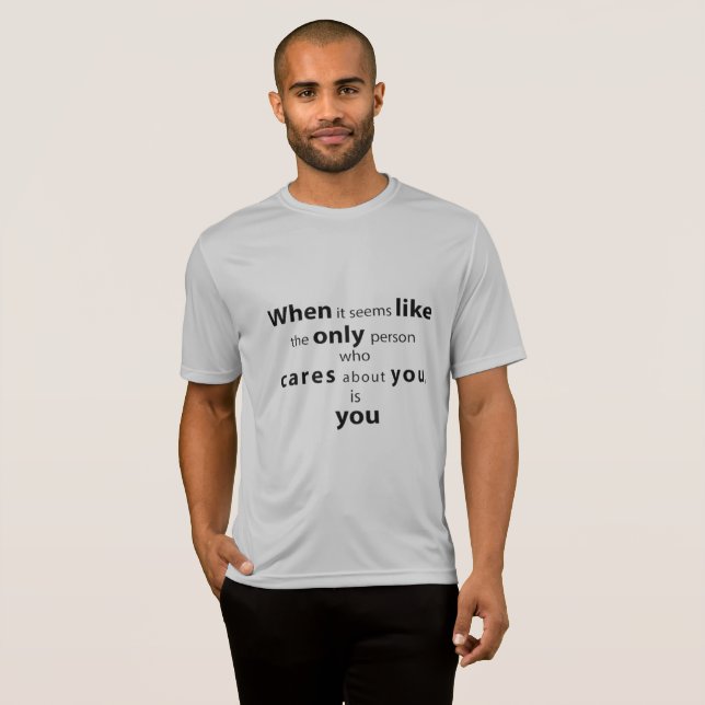 Le T-shirt des hommes avec la citation de sagesse (Devant entier)