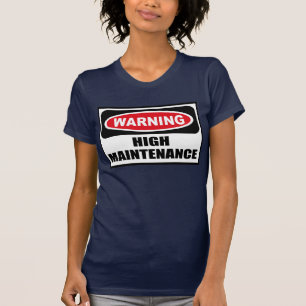 Le T-shirt foncé des femmes d'avertissement de