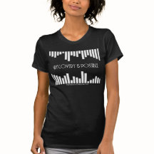 Le T-shirt foncé des femmes de rayures