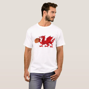 Le T-shirt masculin du dragon gallois avec le Rugb