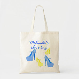 Le talon haut chausse le sac protecteur de
