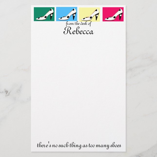 Le talon haut mignon chausse la papeterie (Devant)