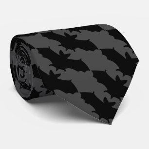 Le vol noir manie la batte la cravate de Goth