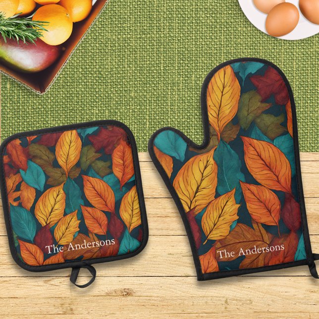 Leaf Muster Herbstfarben Rustikale Herbstleaves Ofenhandschuh & Topflappen-Set (An oven glove and pot holder set with Autumn leaves design, personalized with a name)