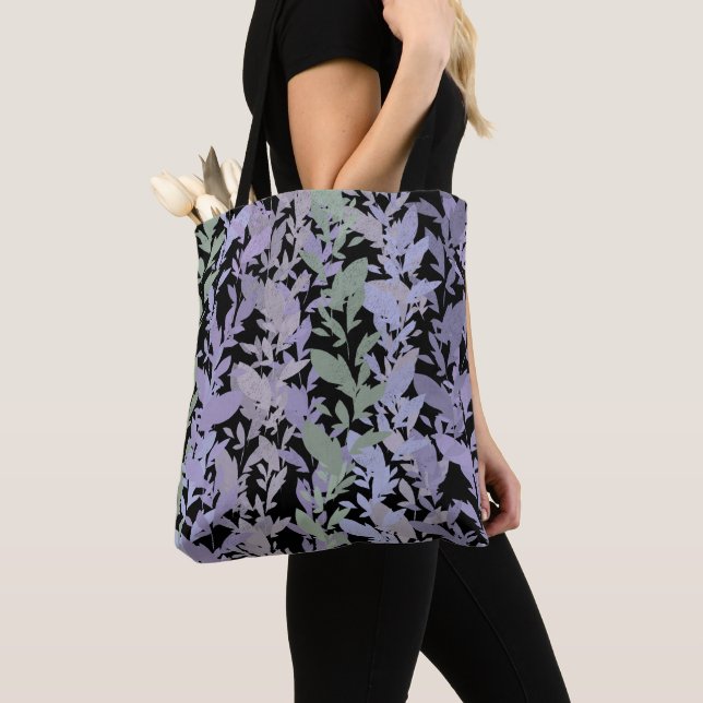 Leafy Creeping Vine Drawing Pattern With Pastels Tasche (Von Nahem)