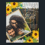 Leah G Rustic Sunflowers Spitzen FOTO Wedding WELC Poster<br><div class="desc">Mit unserem atemberaubenden Hochzeitsgegenstand mit rustikalem Holzaussehen, hübschen gelben Sonnenblumen und einer Fülle von grünen Blätter stellen Sie Ihrem besonderen Tag eine rustikale und moderne Touch vor. Das Design wird durch eine Mischung aus Gold und Weiß moderner Typografie, Lichterketten und eleganter Spitzentechnik ergänzt. Dieses Thema ist perfekt für ein Bauernhaus,...</div>