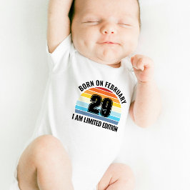 Leap Day Feb 29 Vintag Sunset Leap Jahr Geburtstag Baby Strampler