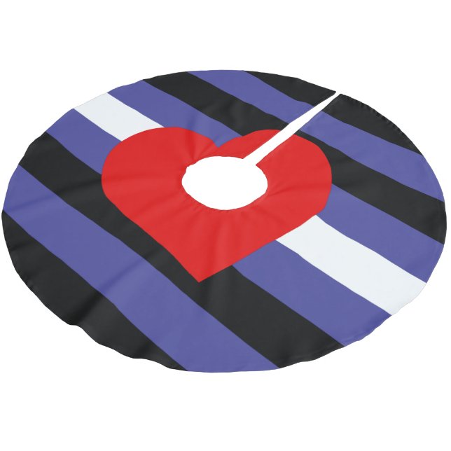 Leather Pride Flag und Herz Polyester Weihnachtsbaumdecke (Schrägansicht)