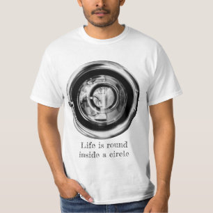 Leben in einem Kreis – Konzept-T-Shirt T-Shirt