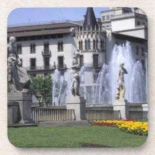 Leben in Spanien die schöne Plaza Cataluna mit Getränkeuntersetzer