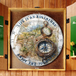 Leben ist ein Abenteuer (kein Fall) Vintag persona Dartscheibe<br><div class="desc">Diese inspirierend topographische Karte in Erdtönen mit einem Erbkompass lädt Sie ein, sich mit Freunden und Familie zu versammeln und eine tolle Zeit zu verbringen! Es kann sowohl auf den oberen als auch auf den unteren Phrasen personalisiert werden, wenn Sie es ändern möchten... Oder behalt die Spitze und personalisiere einfach...</div>