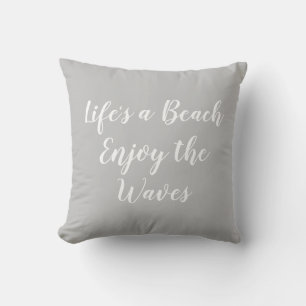 Leben ist ein Strand Genießen Sie den Waves Beach Kissen