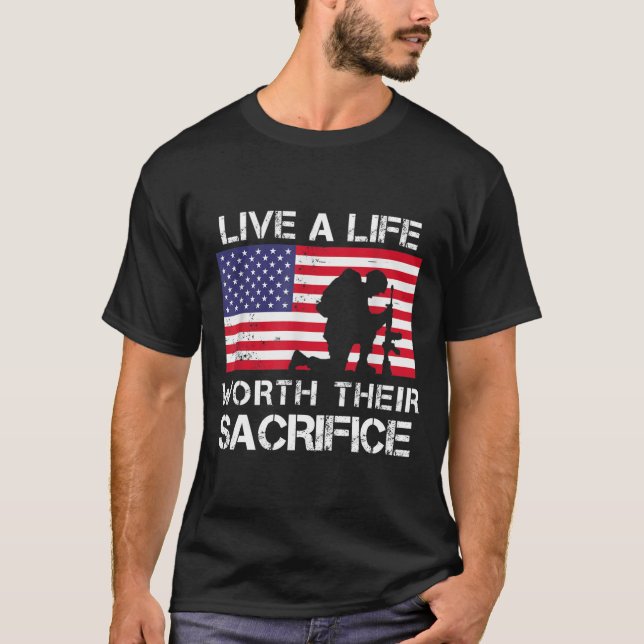 Leben Sie ein Leben, das ihren opferungsvollen Vet T-Shirt (Vorderseite)