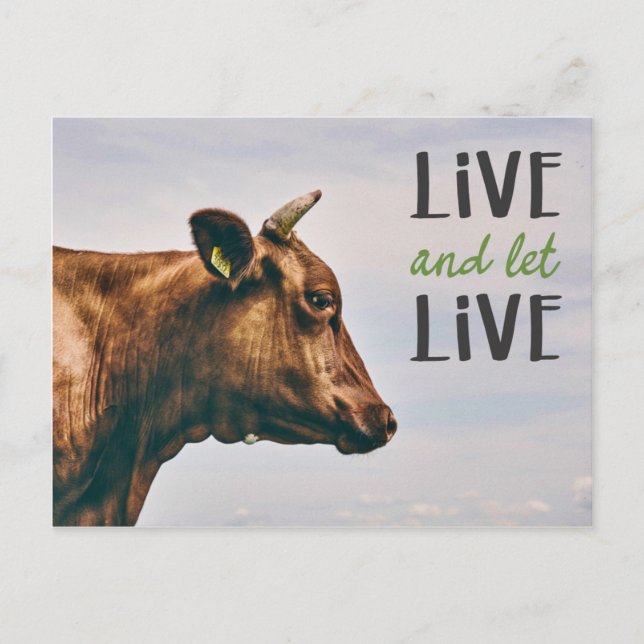 "Lebend und gelassen" vegan mit brauner Kuh Postkarte (Vorderseite)