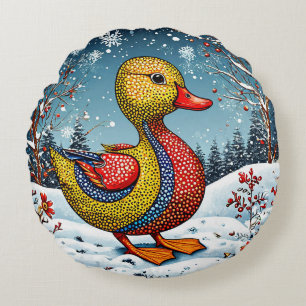 Lebendige Ente im schneebedeckten Wald Rundes Kissen