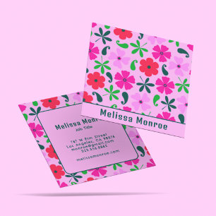 Lebendige Retro-Blumen-Typografie in Pink Quadratische Visitenkarte