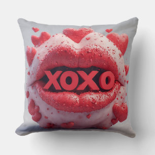 Lebendige rote Lippen mit XOXO von Romantischen He Kissen