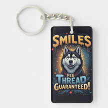 Lebendiger Husky mit kühner Typografie